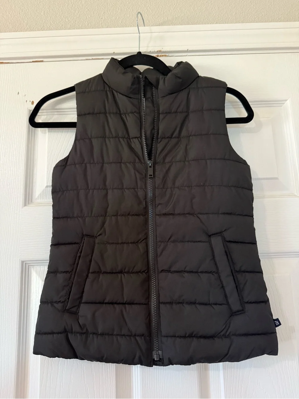 GAP Kid’s Quilted Puffer Vest - Black- Medium